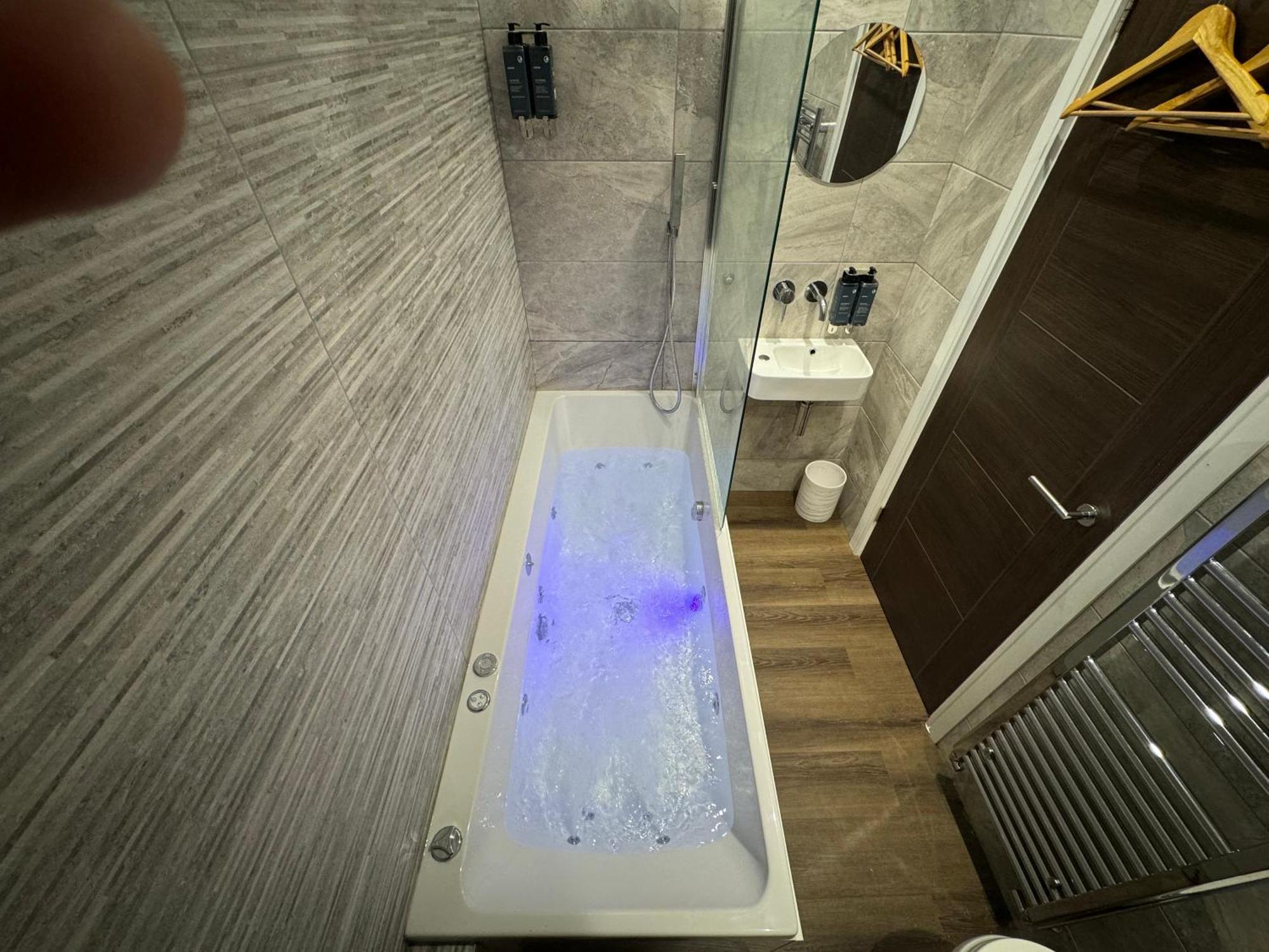 Southgate Luxury Apartments Elland Стая снимка