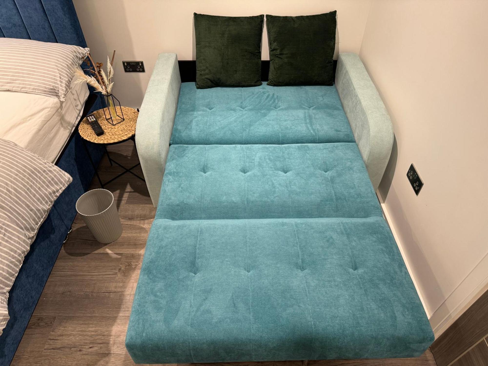 Southgate Luxury Apartments Elland Екстериор снимка
